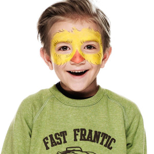 Step two, Using a thin brush to paint black lines on the mask, and adding two nostrils on the beak while outlining the bottom edge of the triangle.