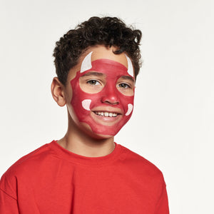 Step two, painting devil horns using white face paint.