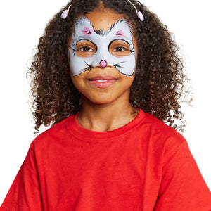 With a brush and black, outline the mouse’s face, fur, nose and whiskers.