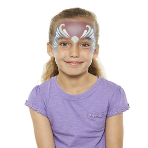 Step two, painting shell shape with pale green on the forehead, add swirls and teardrops, leaving space for white teardrops.